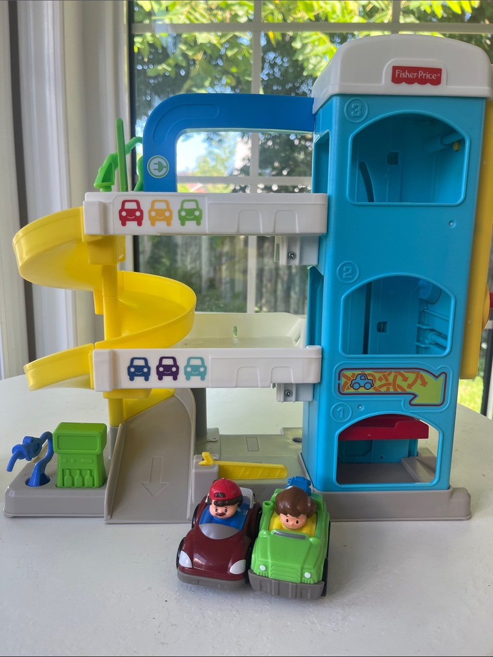 3/$15 💜Fisher-Price Little People Wheelie Multi-Level Car Garage Playset
